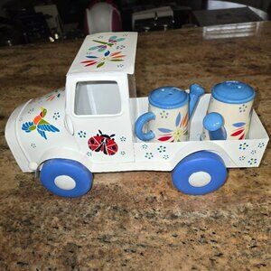 Temp-tations Seasonal Garden Pattern Salt and Pepper with Truck Holder K63906